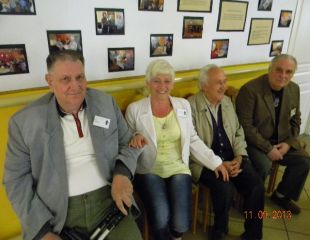201309165a.jpg